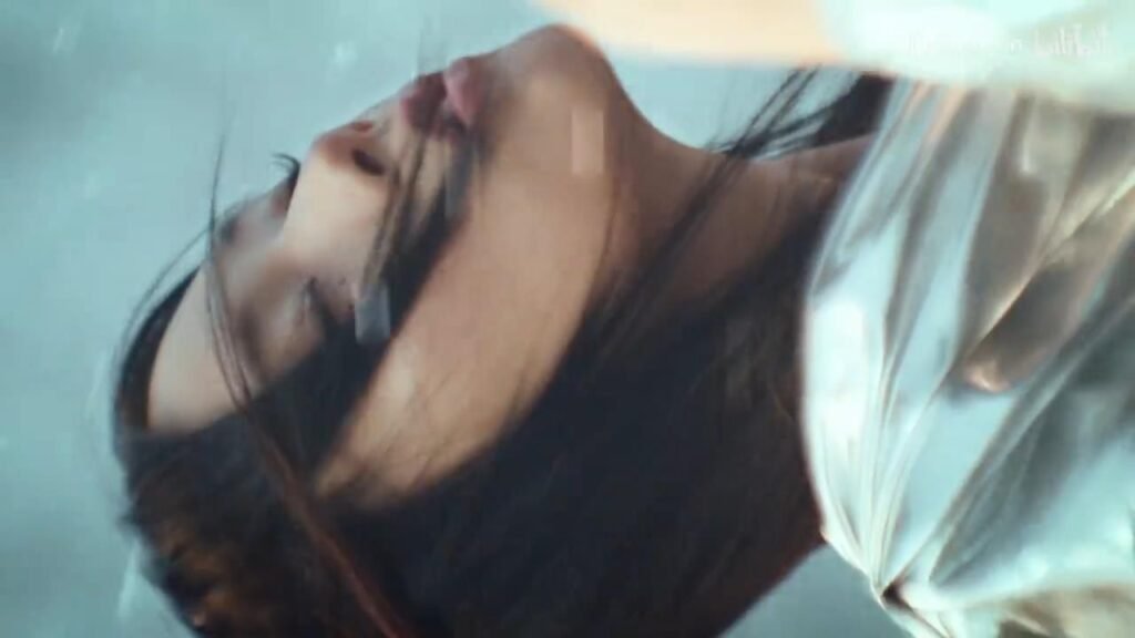 《星刃》与韩国女歌手BIBI联动MV 画面绝美！