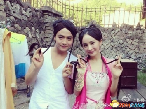 古装戏幕后欢乐搞笑照片 《甄嬛传》幕后照最嗨