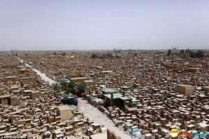 探秘世界最大墓地“和平谷”：1400年历史葬500万人