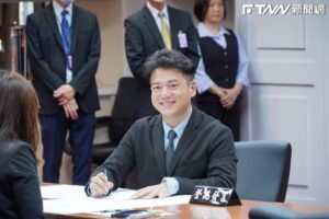 政府「大內宣」預算高達21.67億　遭質疑照顧特定媒體、養網軍