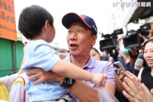 民調／四腳督賴30%、柯23%、侯19%、郭14%　郭董未見「慶祝行情」慘墊底！