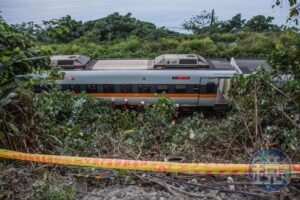 太魯閣事故車廂再勘驗　又見「1人骨碎片、1牙齒」全數送DNA鑑定