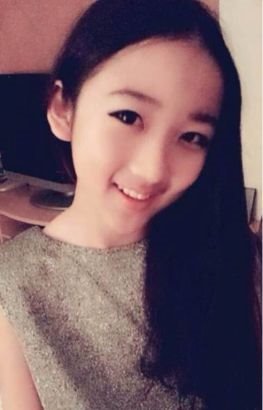 00后的逆袭！12岁女孩打扮如20岁遭网友疯狂吐槽
