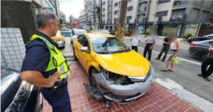 搶計程車飆上國道！基隆毒蟲爆胎竟「再度劫車」遭壓地海扁